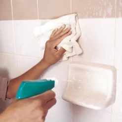 Comet Cleaner With Bleach, 32 Oz Spray Bottle, 8/Carton -Professional cleaning tool store a6950e9f65172668546e242142bddb27cd