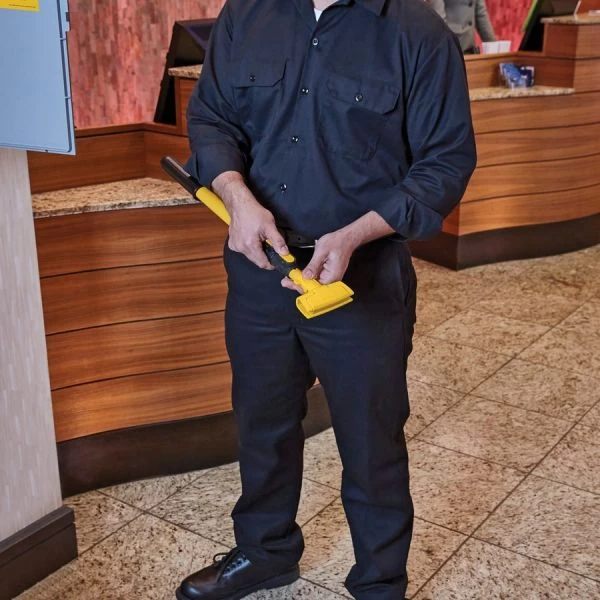 Rubbermaid Commercial Collapsible Spill Mop Handle, 22" To 47.5", Yellow, 12/Carton 7 Rubbermaid Commercial Collapsible Spill Mop Handle, 22" To 47.5", Yellow, 12/Carton - Image 7